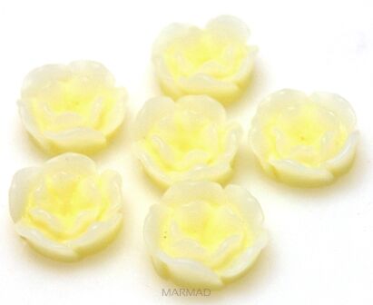 Kaboszon - różyczka jasno cytrynowa 12mm
