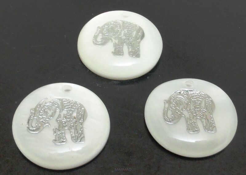 Muszla perłowa - moneta ze słoniem 16mm