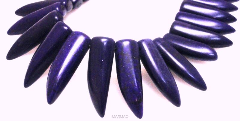 Howlit kieł 30x10mm - fioletowy