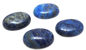 Kaboszon - lapis lazuli - owal 18x13mm - II gatunek