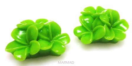 Kaboszon - kwiatuszki 20mm - zielone