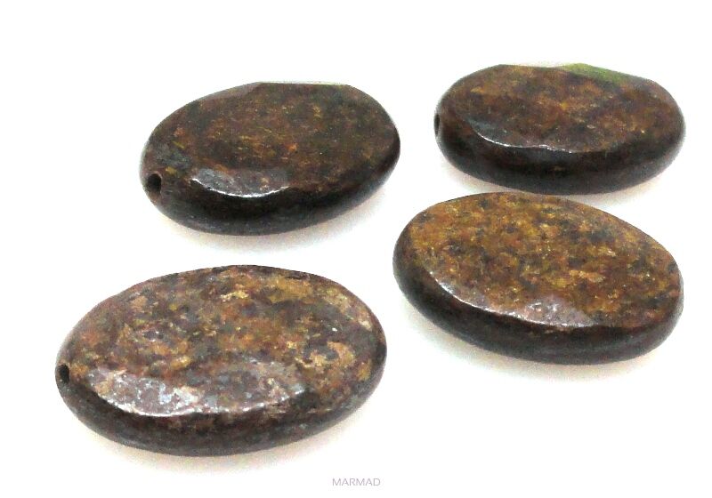 Bronzyt fasetowany - owal 18x13mm