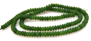Jadeit matowy - oponka 4x2mm - zielony khaki