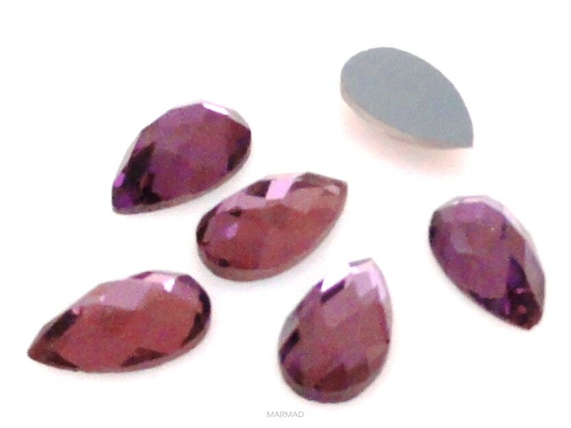 Kaboszon szklany fasetowany - kropla 11x7mm - ametyst